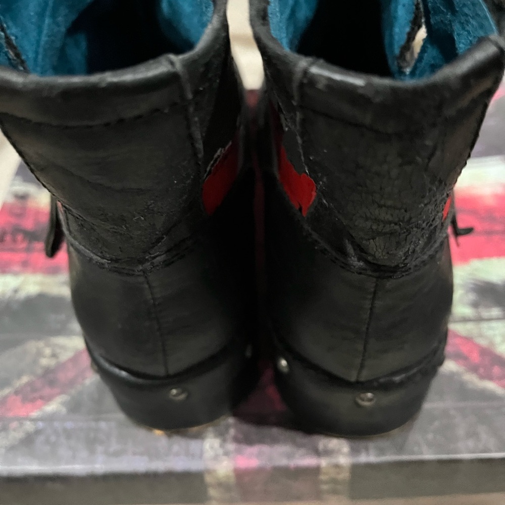 Distressed Moto Boots - Picture 4 of 11